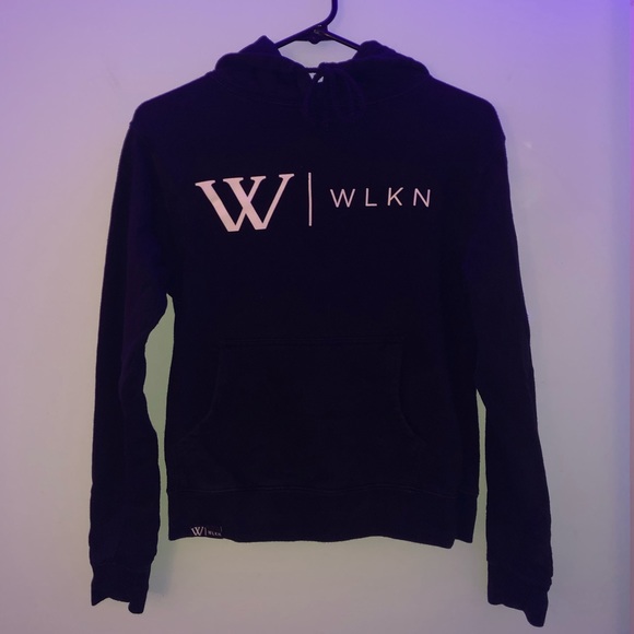 WLKN Pullover🦋 - Picture 5 of 6
